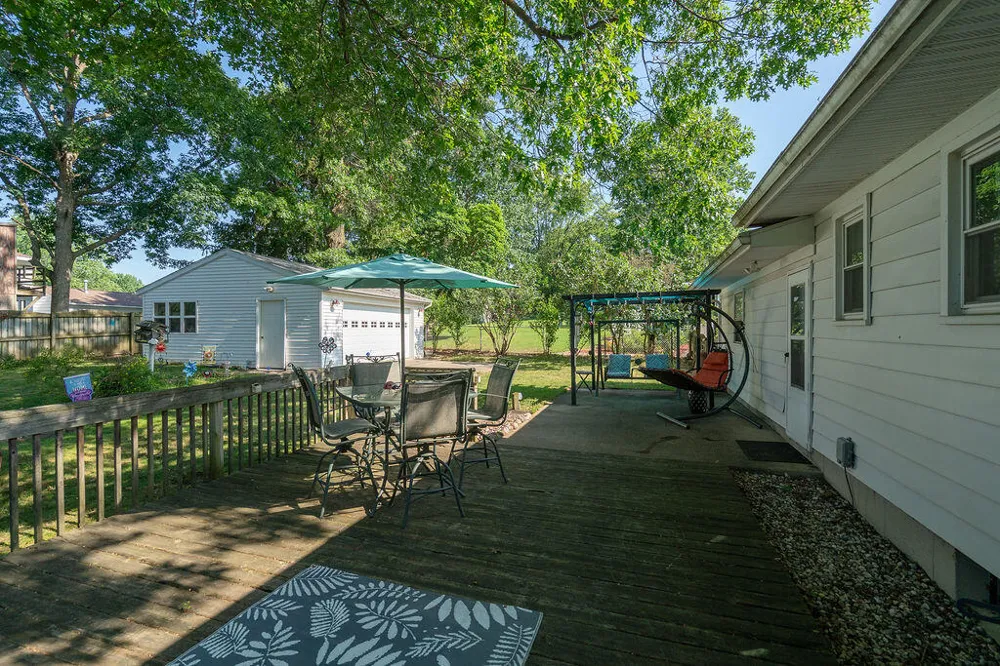 2535 Powers Avenue NW Walker City, MI 49544