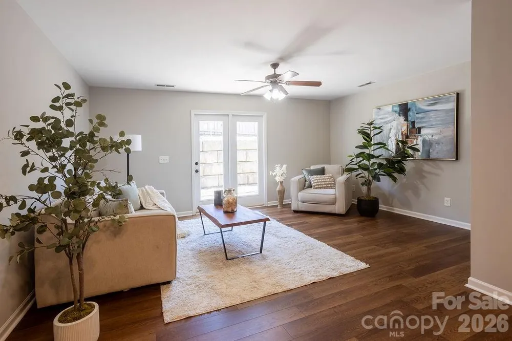 31 Amersham Lane Fletcher, NC 28732