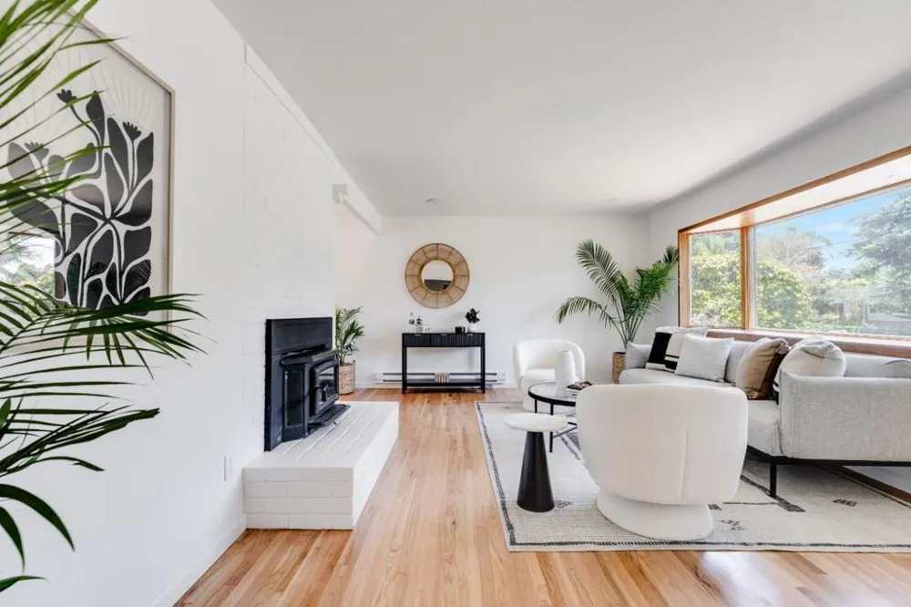 207 Kingsbury Drive Aptos, CA 95003