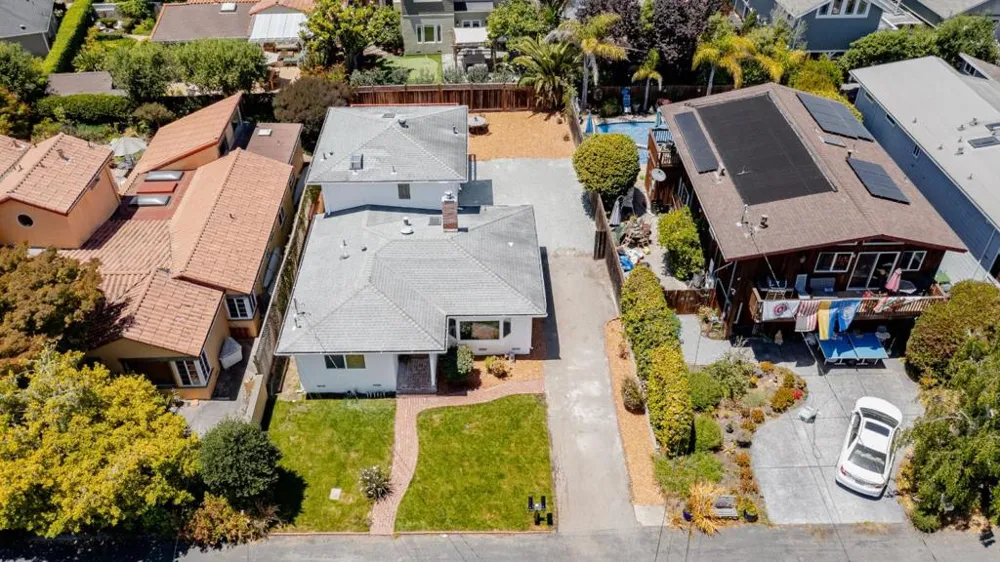 207 Kingsbury Drive Aptos, CA 95003