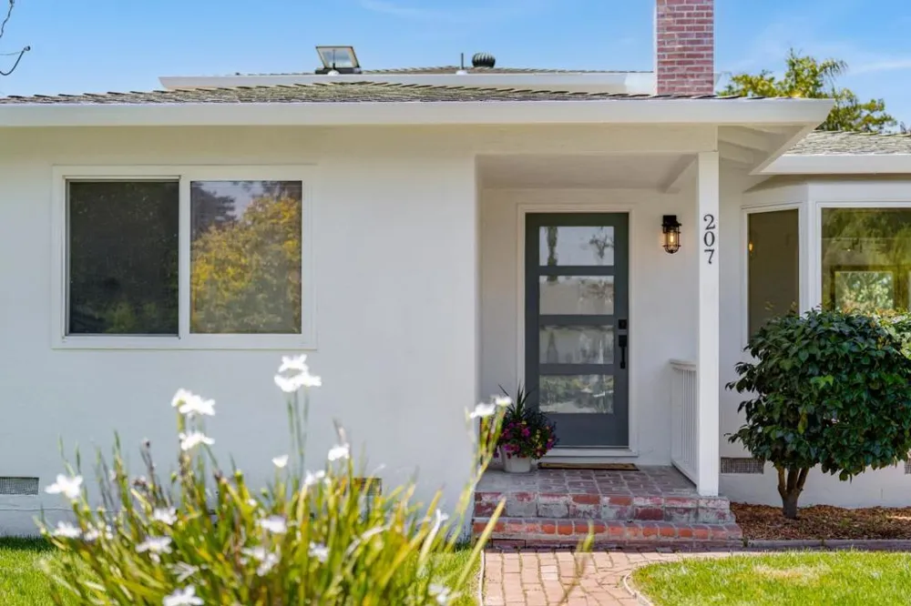 207 Kingsbury Drive Aptos, CA 95003