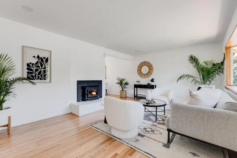 207 Kingsbury Drive Aptos, CA 95003