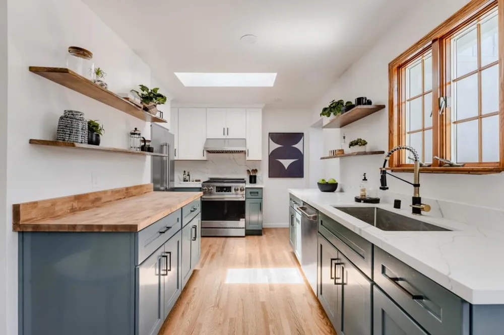 207 Kingsbury Drive Aptos, CA 95003