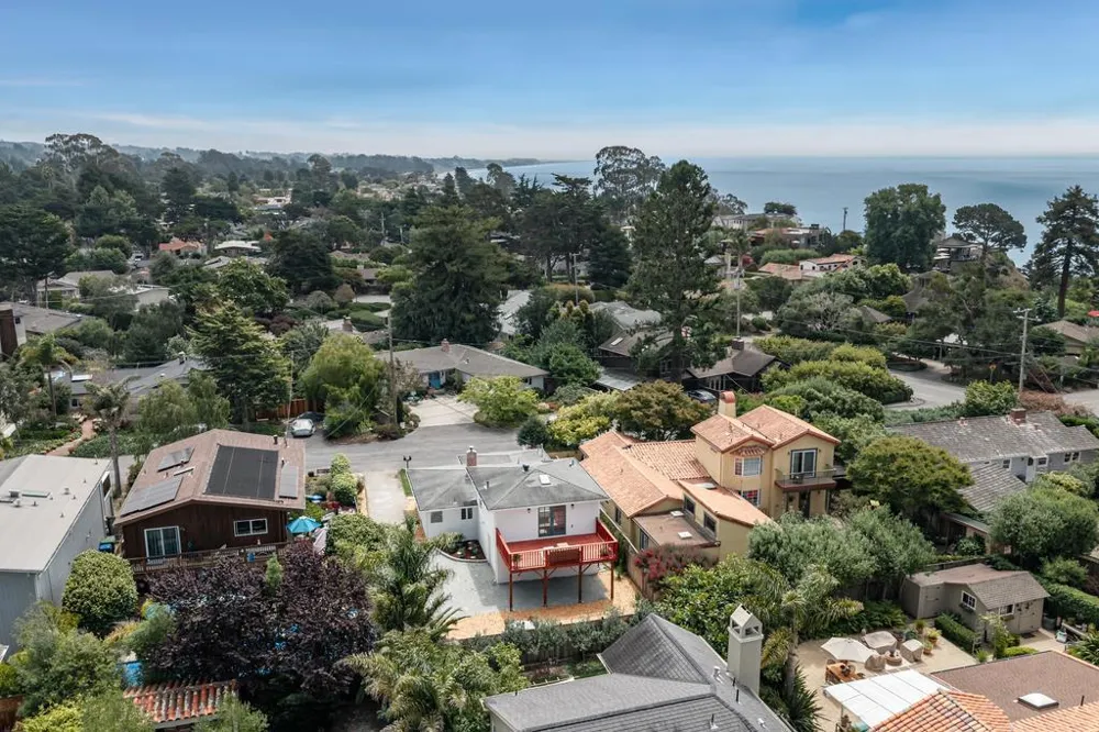 207 Kingsbury Drive Aptos, CA 95003