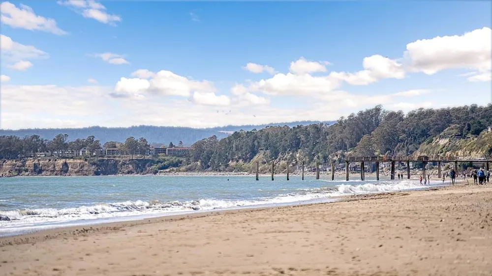 207 Kingsbury Drive Aptos, CA 95003
