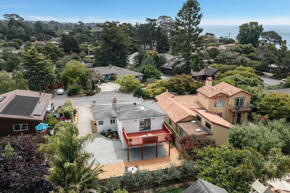 207 Kingsbury Drive Aptos, CA 95003