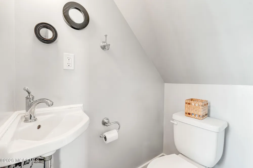 100 Mount Tabor Way Ocean Grove, NJ 07756