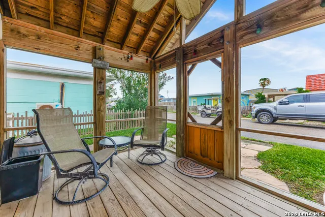 134 #19 Alister St Port Aransas, TX 78373