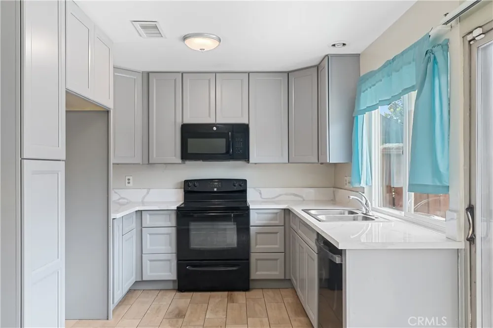 1625 Heather Drive La Verne, CA 91750