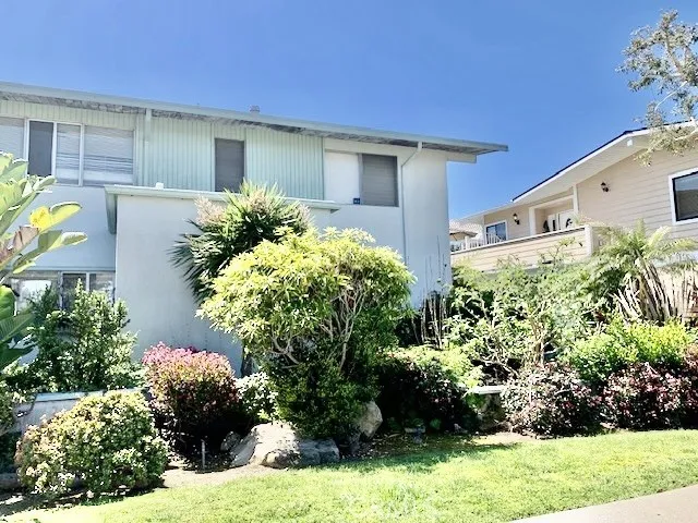462 Seaward Road Corona del Mar, CA 92625