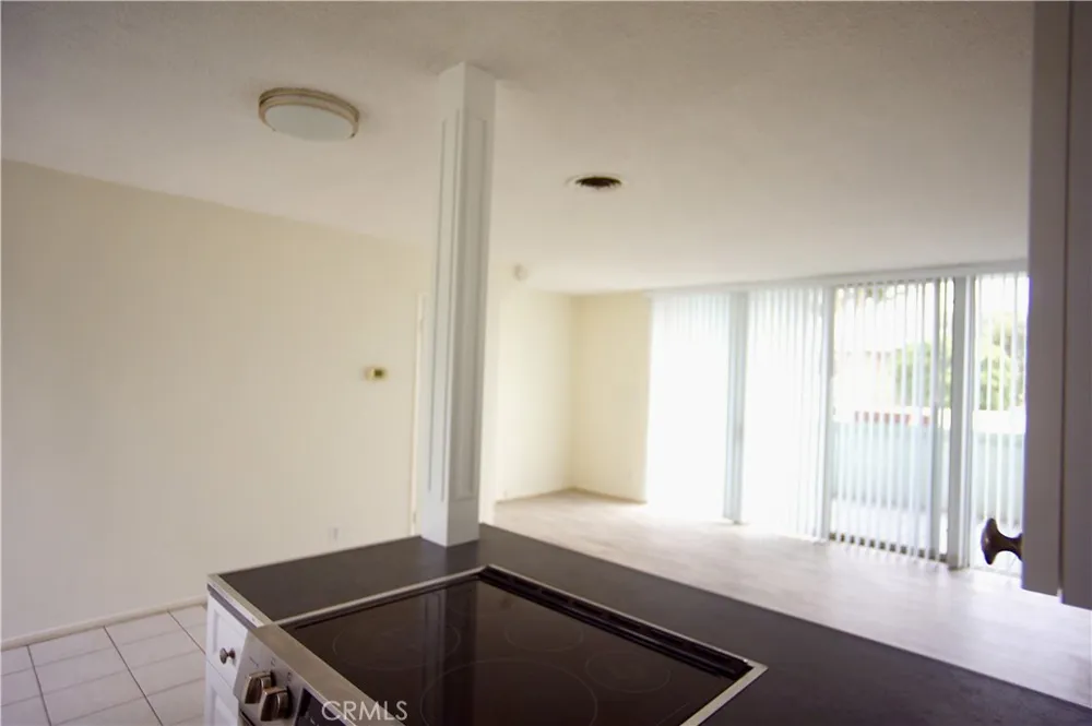 462 Seaward Road Corona del Mar, CA 92625