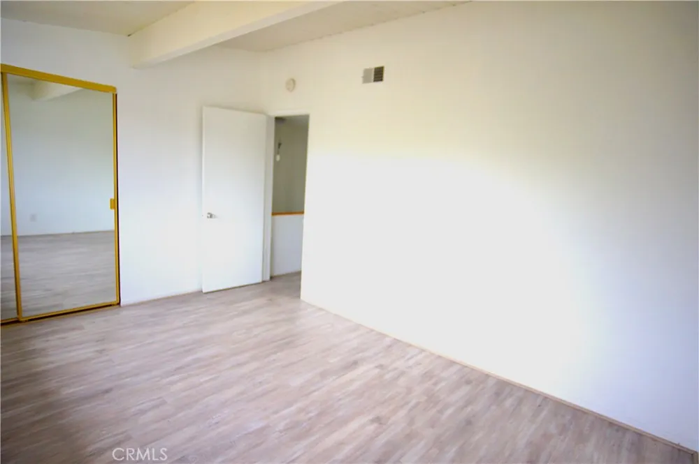 462 Seaward Road Corona del Mar, CA 92625