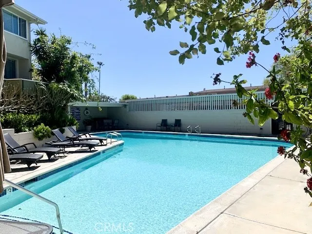462 Seaward Road Corona del Mar, CA 92625