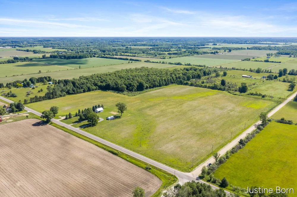 S Warner Avenue Fremont, MI 49412