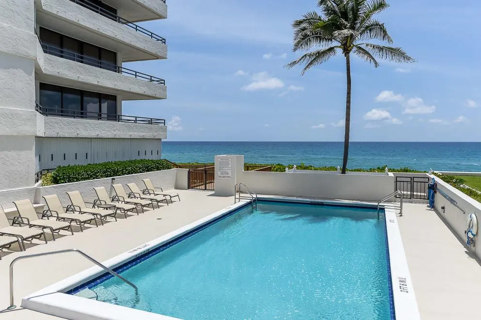 3560 S Ocean Boulevard #Ph-6 South Palm Beach, FL 33480