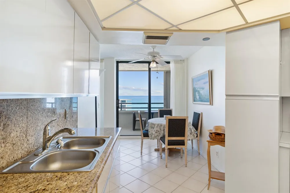 3560 S Ocean Boulevard #Ph-6 South Palm Beach, FL 33480