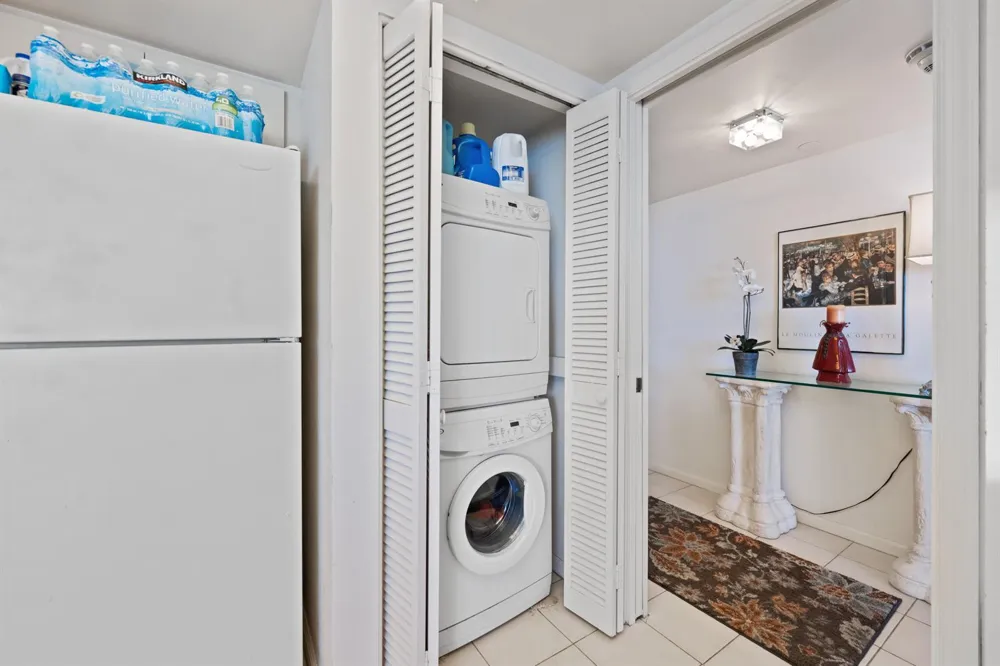 3560 S Ocean Boulevard #Ph-6 South Palm Beach, FL 33480
