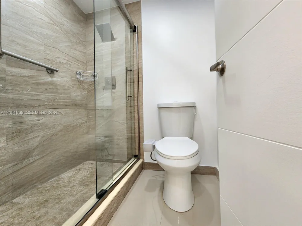 3505 S Ocean Dr #521 Hollywood, FL 33019