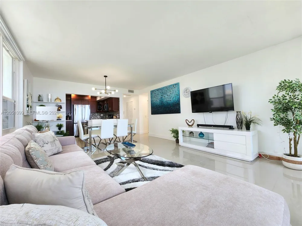 3505 S Ocean Dr #521 Hollywood, FL 33019