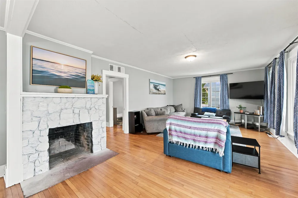 7636 Crystal Beach Clearwater Township, MI 49676