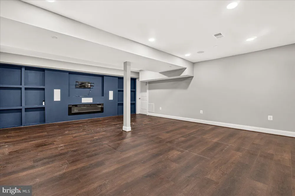 2683 WALSTON ROAD Mount Airy, MD 21771