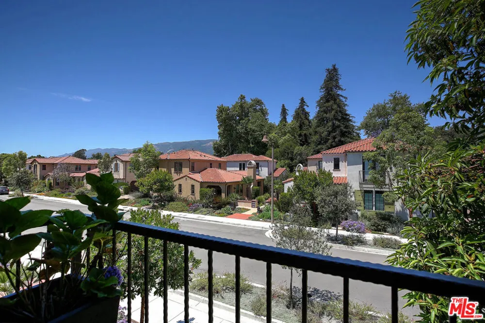 5445 Tree Farm Lane Santa Barbara, CA 93111