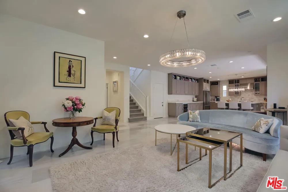 5445 Tree Farm Lane Santa Barbara, CA 93111