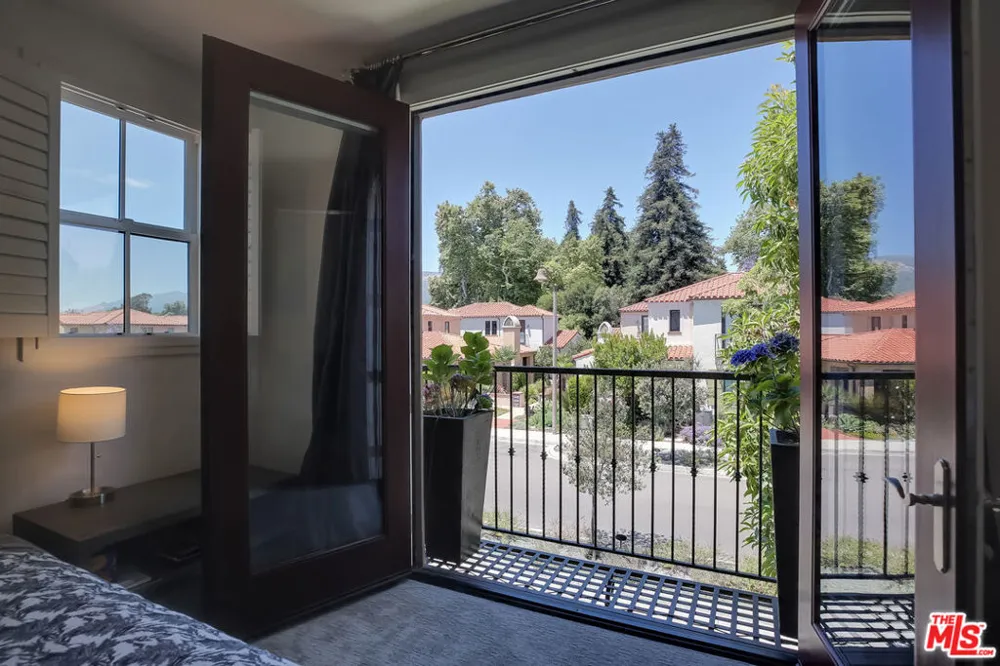 5445 Tree Farm Lane Santa Barbara, CA 93111