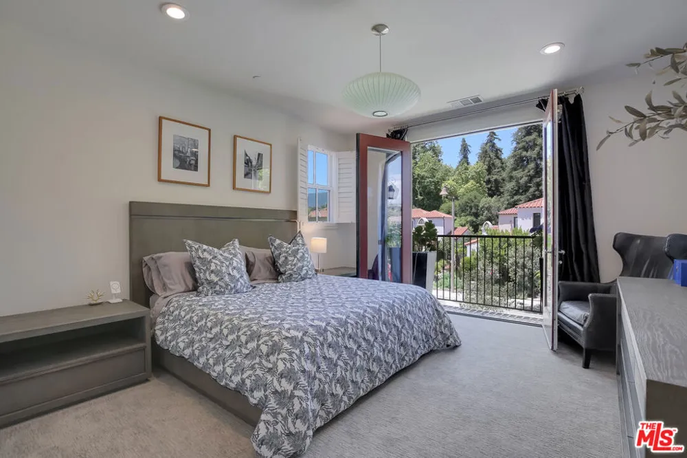5445 Tree Farm Lane Santa Barbara, CA 93111