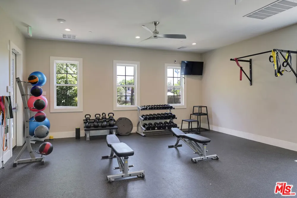 5445 Tree Farm Lane Santa Barbara, CA 93111
