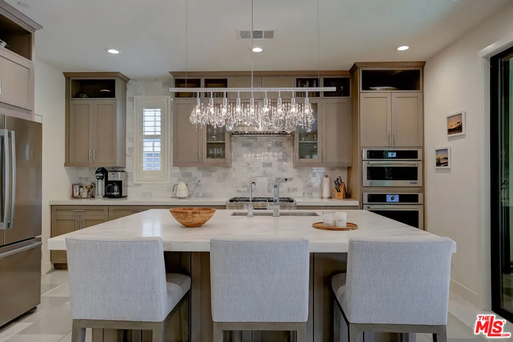 5445 Tree Farm Lane Santa Barbara, CA 93111