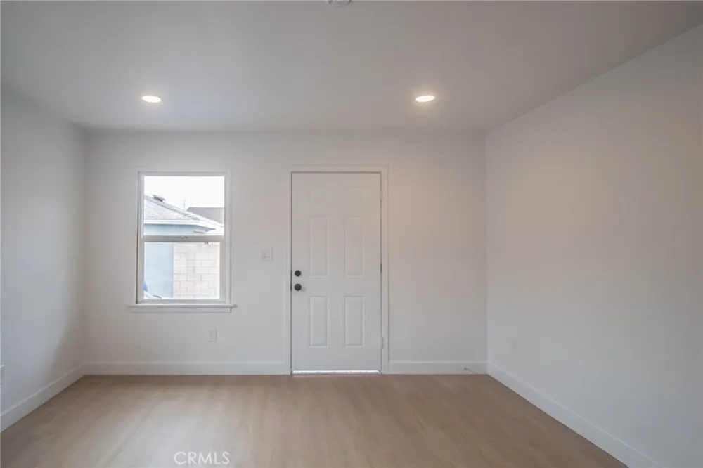 2216 Continental Avenue South El Monte, CA 91733