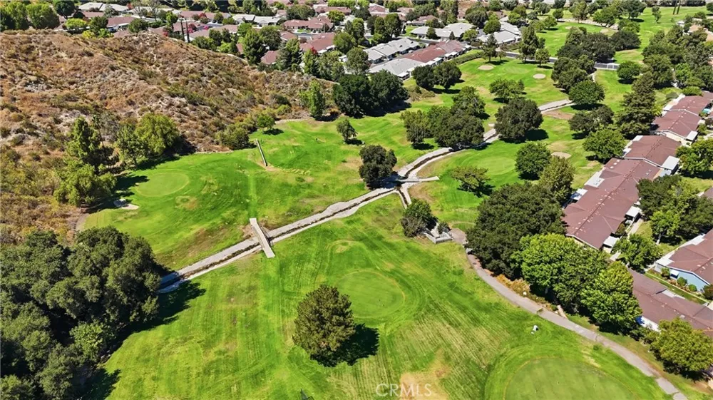 19158 Avenue Of The Oaks #C Newhall, CA 91321