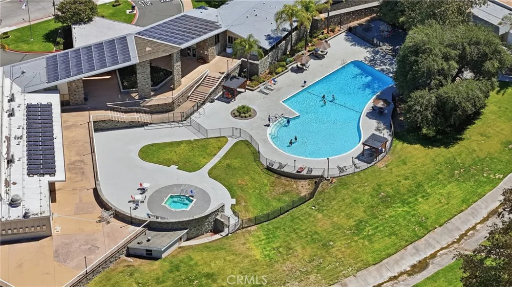 19158 Avenue Of The Oaks #C Newhall, CA 91321