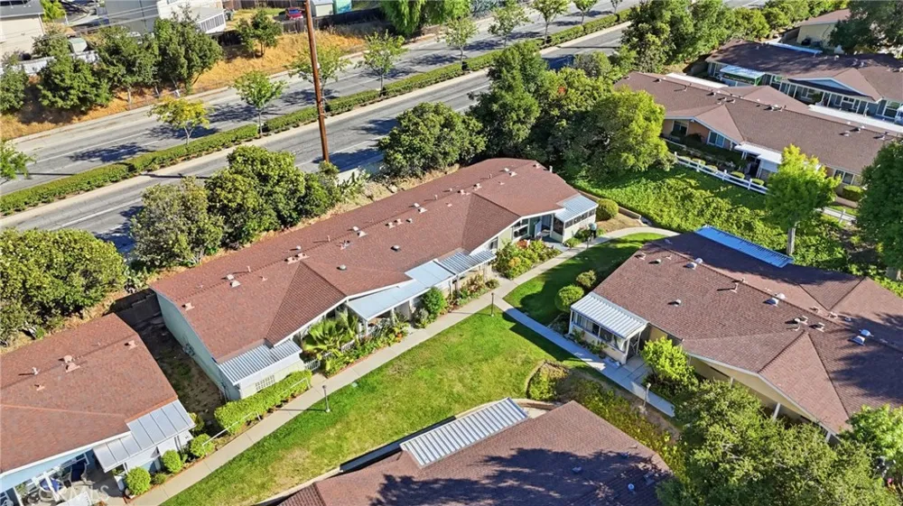 19158 Avenue Of The Oaks #C Newhall, CA 91321