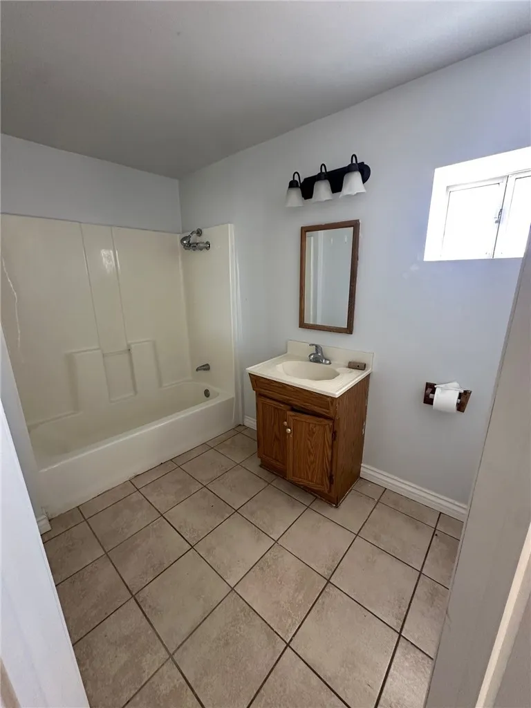 733 Canada Frazier Park, CA 93225