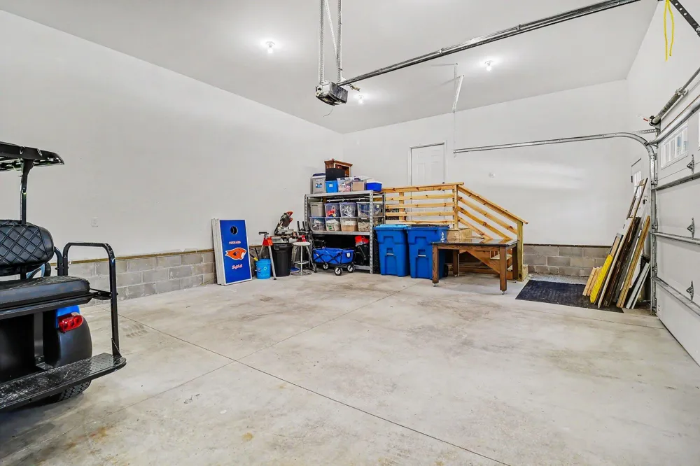 20 Kenneth Street Pentwater, MI 49449