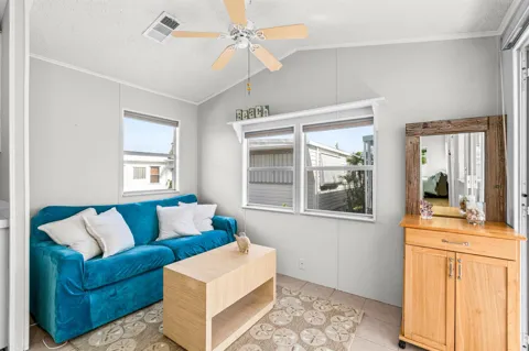 12 Hibiscus Drive #H