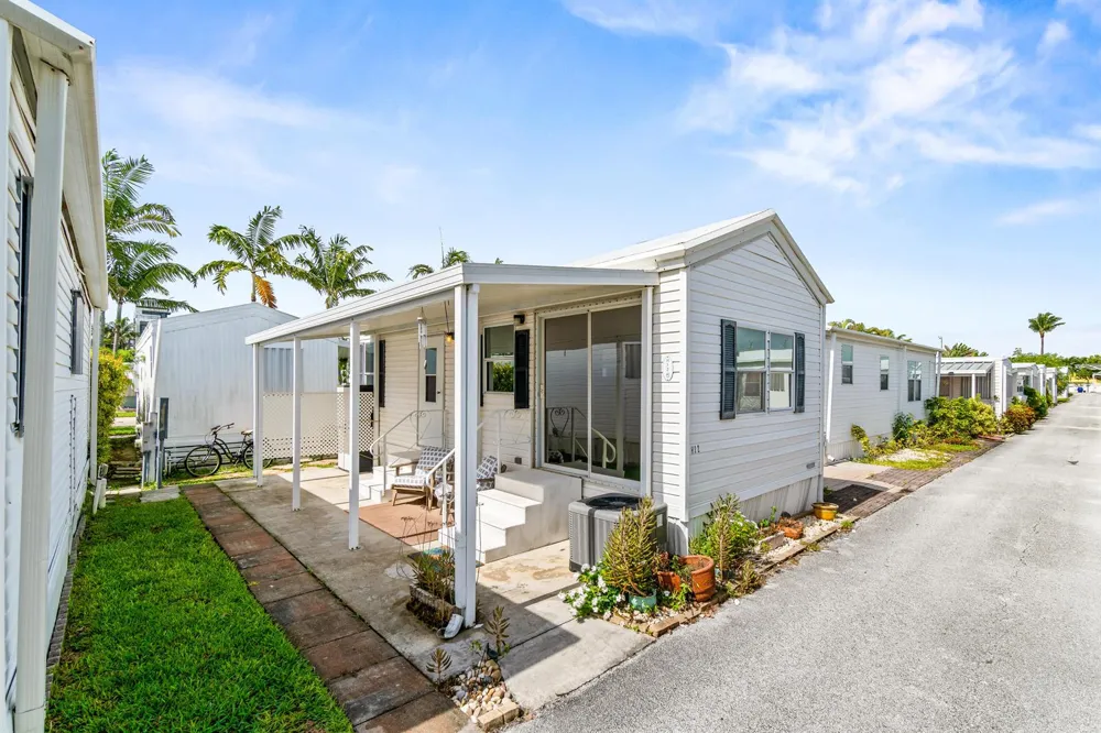 12 Hibiscus Drive #H Briny Breezes, FL 33435