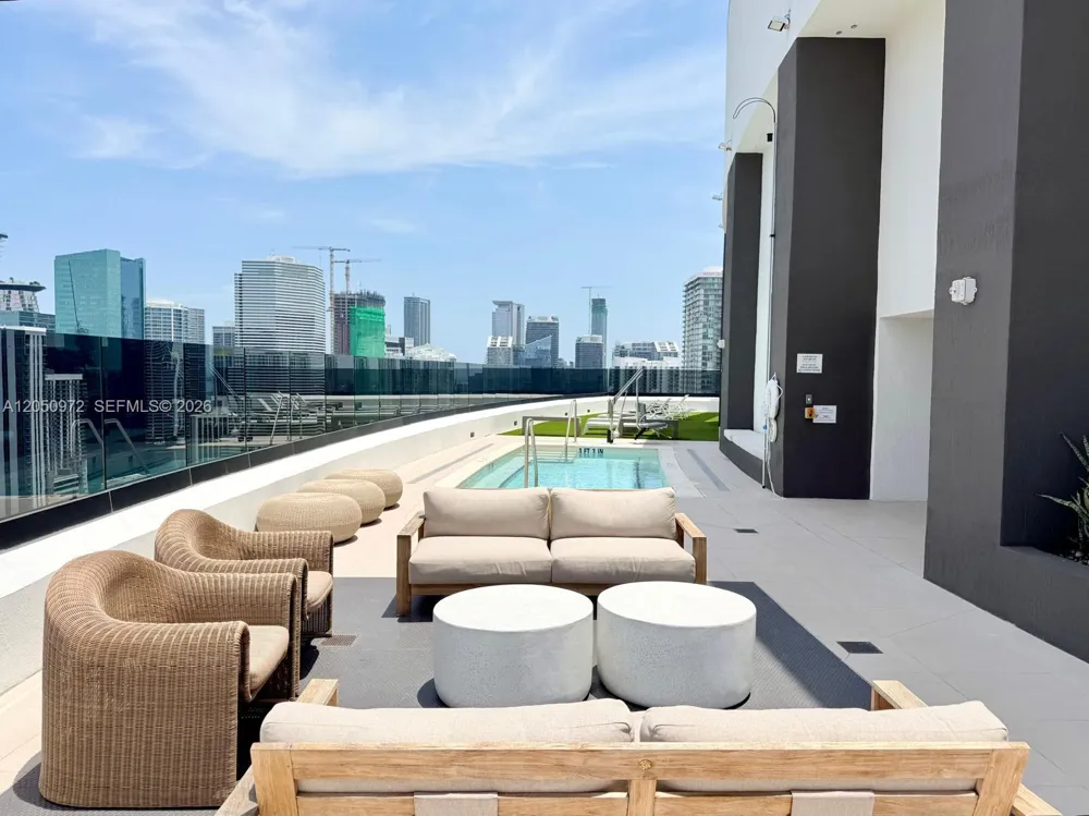 225 Miami Ave #308 Miami, FL 33128
