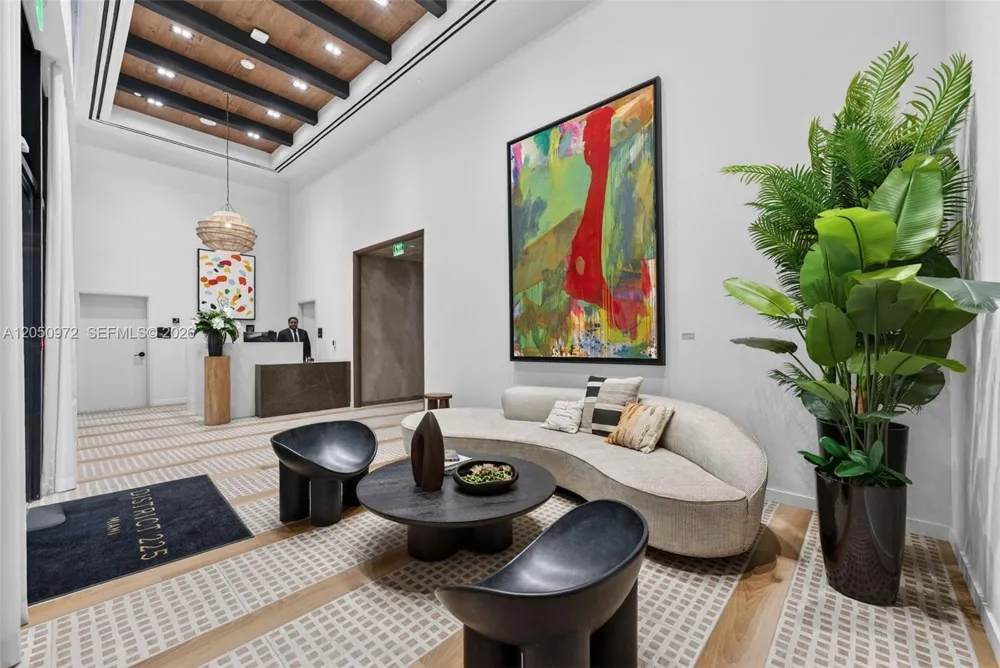 225 Miami Ave #308 Miami, FL 33128