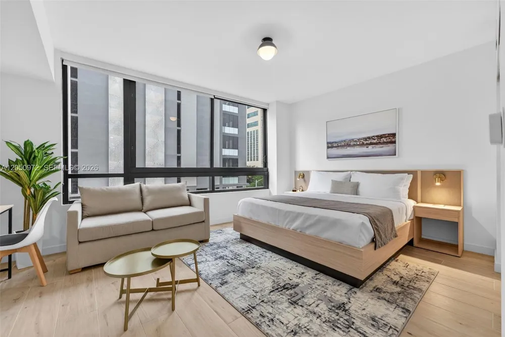 225 Miami Ave #308 Miami, FL 33128
