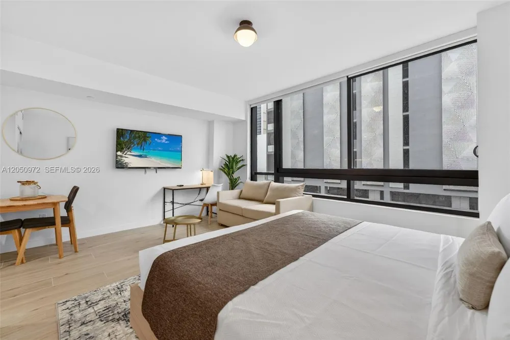 225 Miami Ave #308 Miami, FL 33128