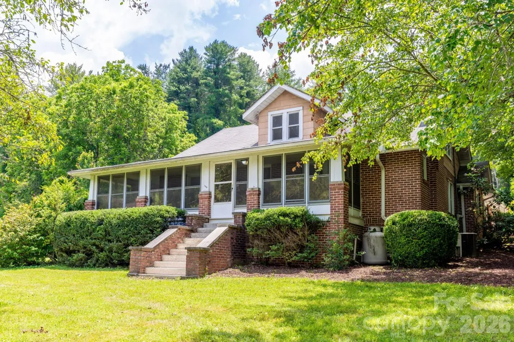 160 Mclean Road Weaverville, NC 28787
