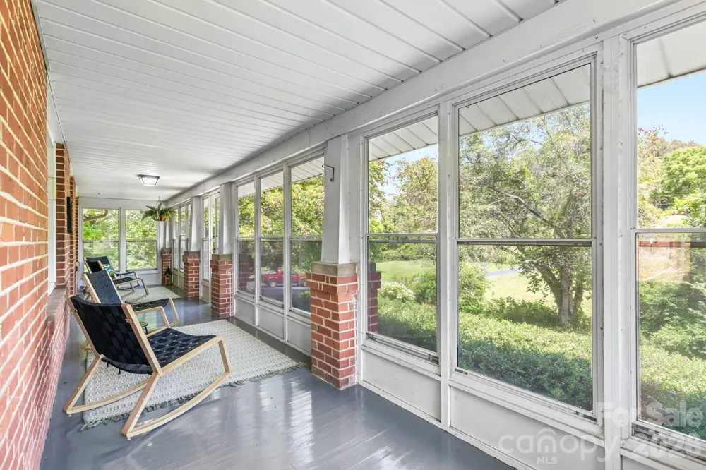 160 Mclean Road Weaverville, NC 28787