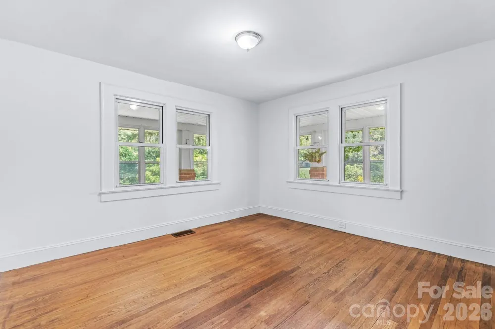 160 Mclean Road Weaverville, NC 28787