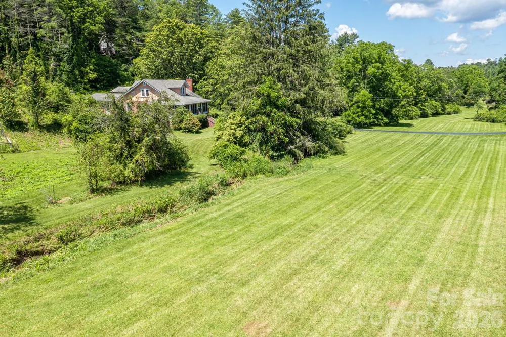 160 Mclean Road Weaverville, NC 28787