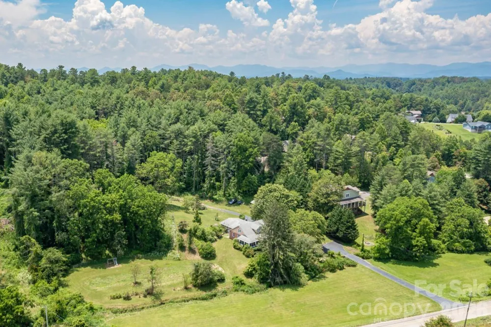 160 Mclean Road Weaverville, NC 28787