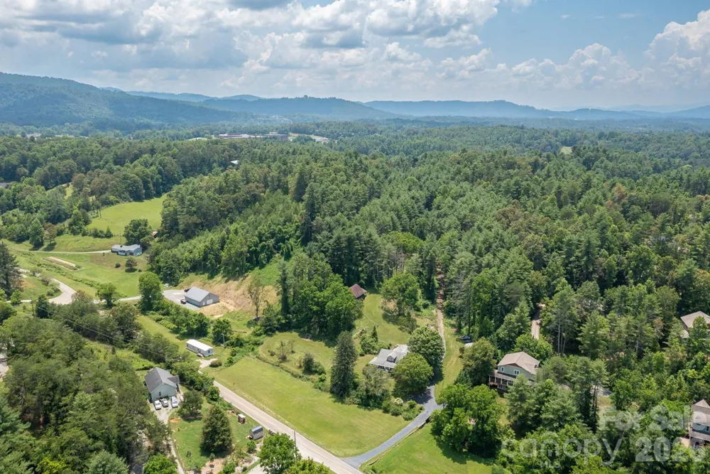 160 Mclean Road Weaverville, NC 28787