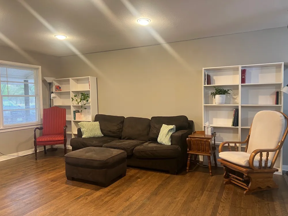 1305 Hillcrest Drive Graham, TX 76450